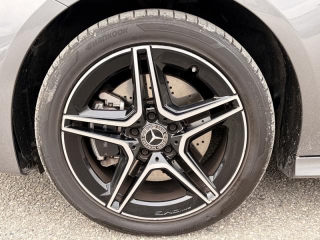 Mercedes Benz Cla image 8