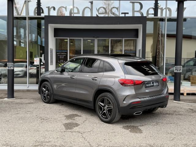 Mercedes Benz Gla image 1