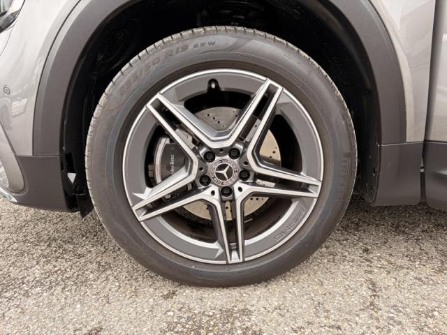 Mercedes Benz Glb image 7