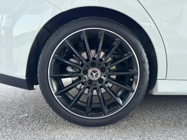 Mercedes Benz Cla image 8