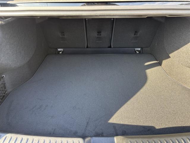 Mercedes Benz Cla image 2