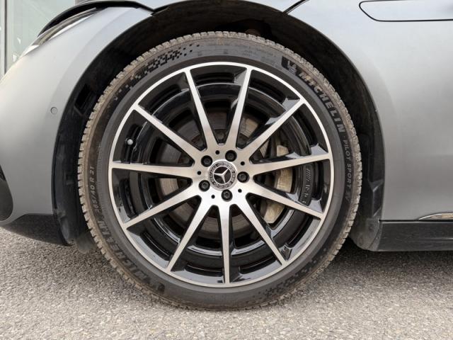 Mercedes Benz Eqs image 4