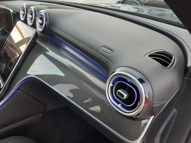 Mercedes Benz Glc image 8