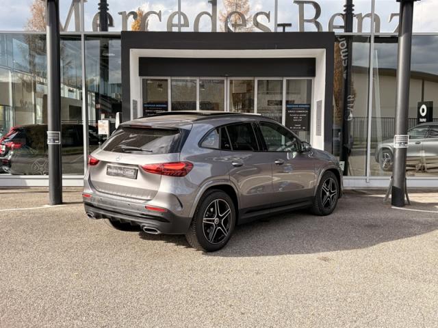 Mercedes Benz Gla image 8