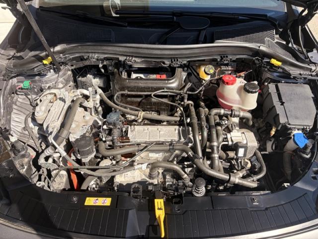 Mercedes Benz Eqa image 8