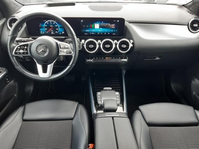 Mercedes Benz Gla image 5