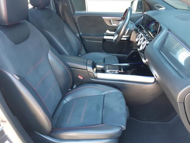 Mercedes Benz Gla image 9