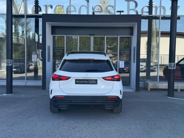 Mercedes Benz Gla image 8
