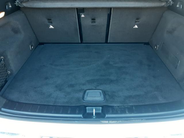 Mercedes Benz Gla image 5