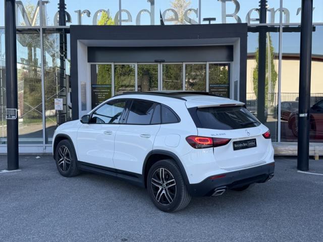Mercedes Benz Gla image 2