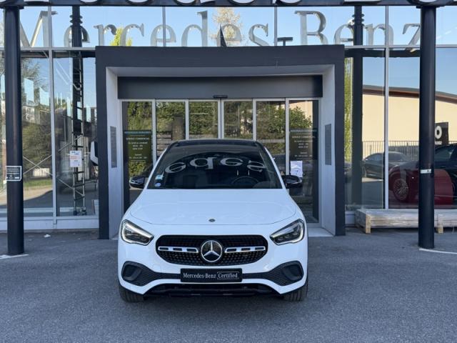 Mercedes Benz Gla image 8