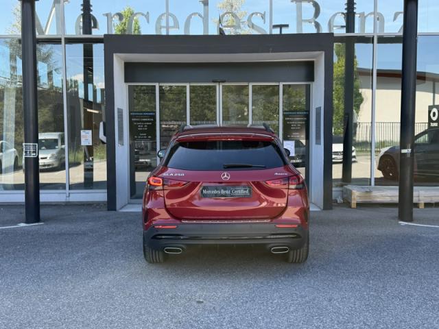 Mercedes Benz Gla image 6