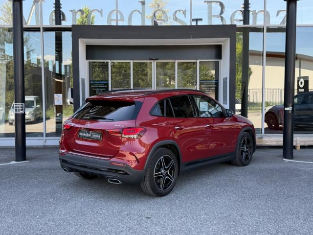 Mercedes Benz Gla image 2