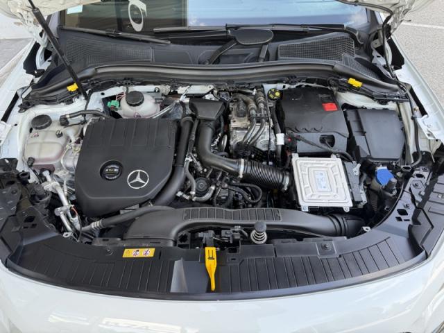 Mercedes Benz Gla image 4