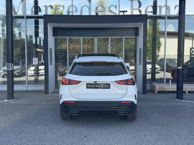 Mercedes Benz Gla image 2