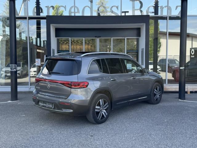 Mercedes Benz Eqb image 8
