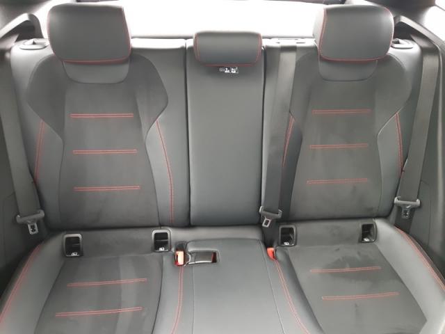 Mercedes Benz Gla image 3