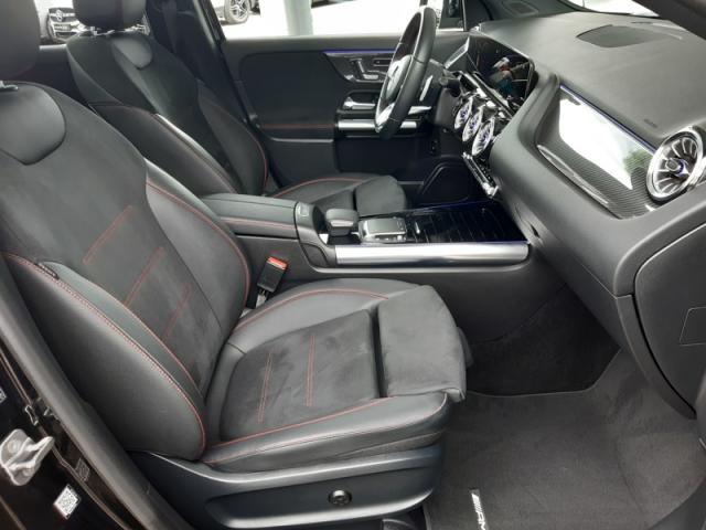 Mercedes Benz Gla image 9