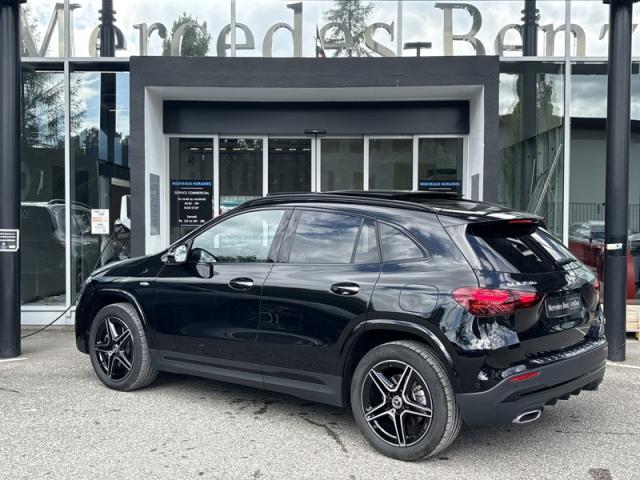 Mercedes Benz Gla image 3