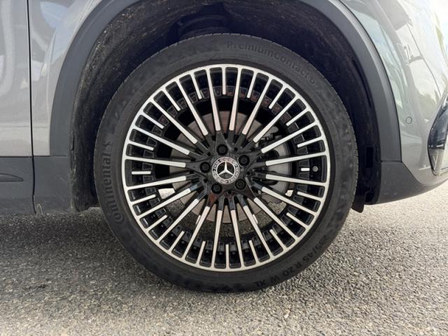 Mercedes Benz Eqa image 8