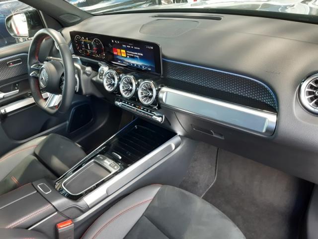 Mercedes Benz Glb image 5