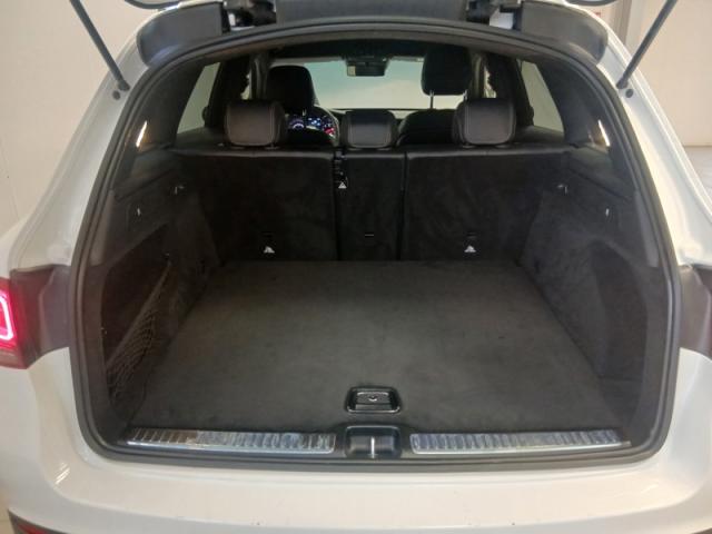 Mercedes Benz Glc image 9