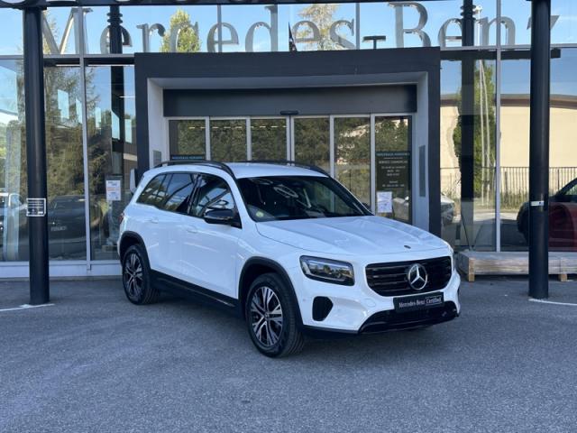 Mercedes Benz Glb image 9