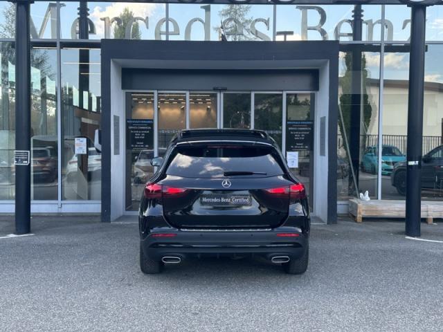 Mercedes Benz Gla image 1