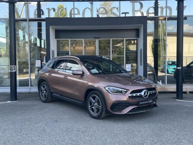 Mercedes Benz Gla image 8