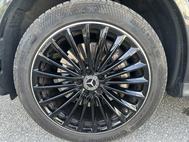 Mercedes Benz Glc image 9