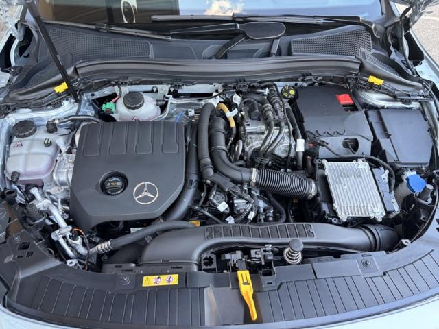 Mercedes Benz Gla image 5