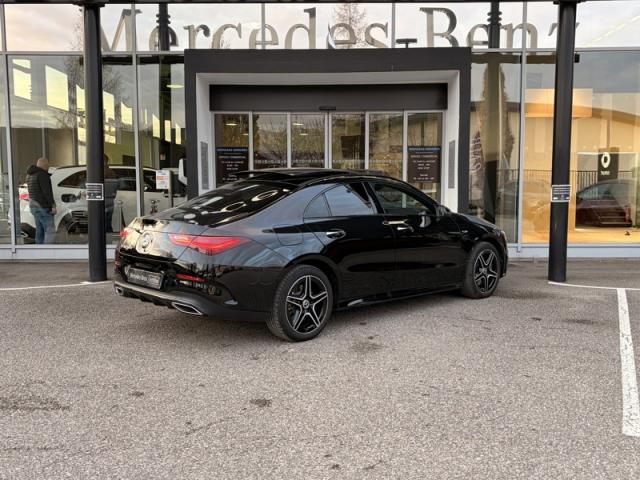 Mercedes Benz Cla image 8