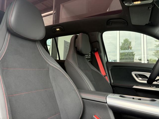 Mercedes Benz Glb image 3