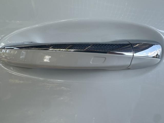 Mercedes Benz Gla image 2