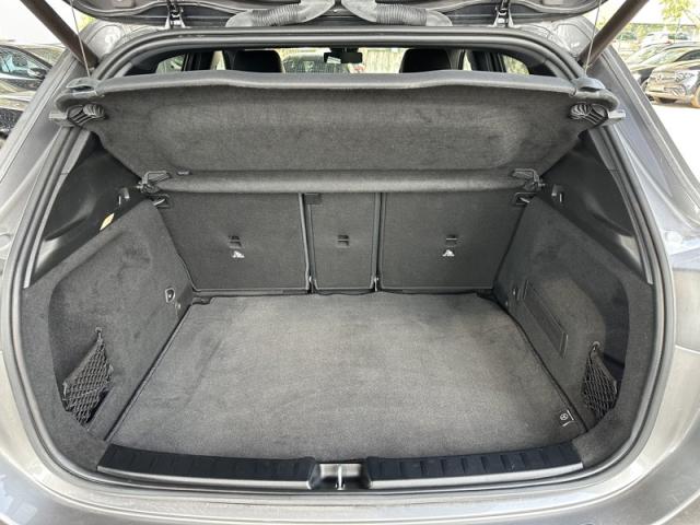 Mercedes Benz Gla image 2
