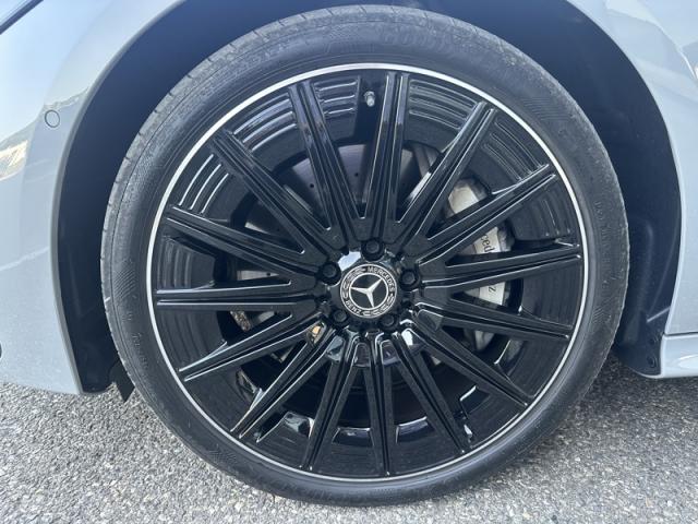 Mercedes Benz Cle image 2
