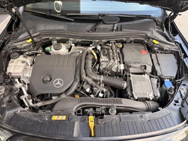 Mercedes Benz Gla image 5