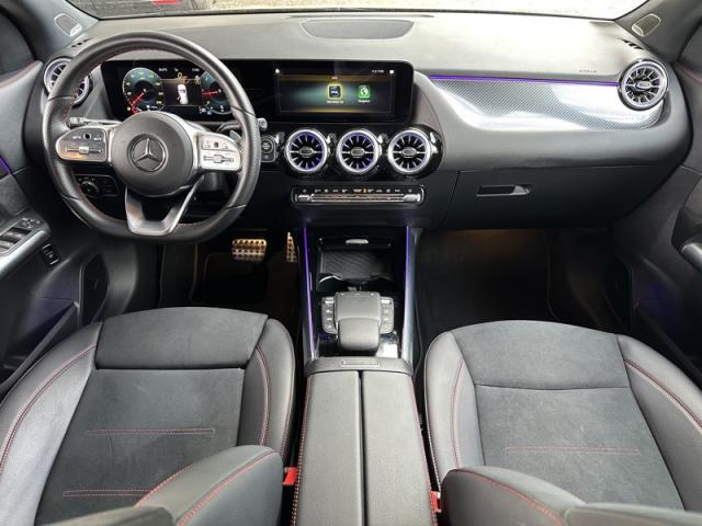 Mercedes Benz Gla image 8