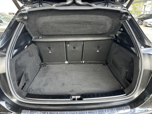 Mercedes Benz Gla image 3
