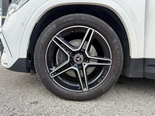 Mercedes Benz Gla image 9