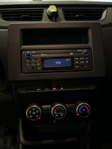 Renault Express image 1