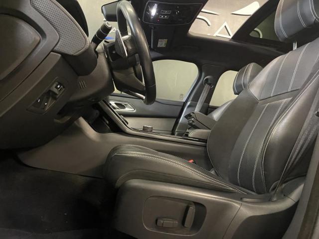 Land Rover Range Rover Velar image 9