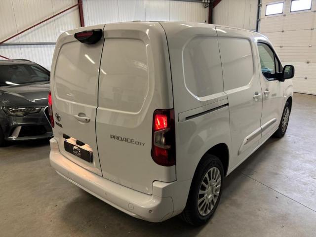 Toyota Proace City image 9