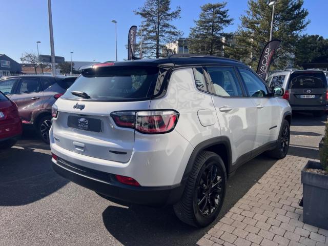 Jeep Compass image 8