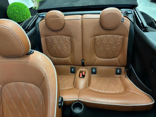 Mini Cooper image 2