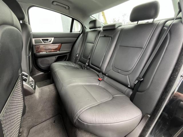 Jaguar Xf image 2