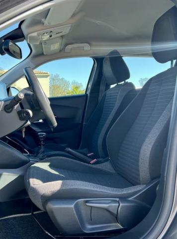 Peugeot 2008 image 2