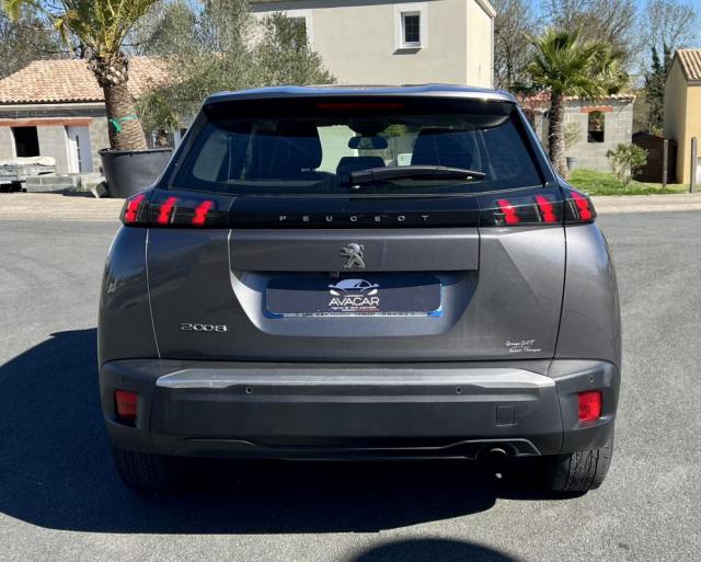 Peugeot 2008 image 3