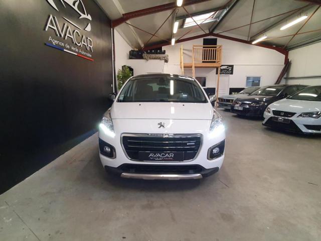 Peugeot 3008 Hybrid4 image 9