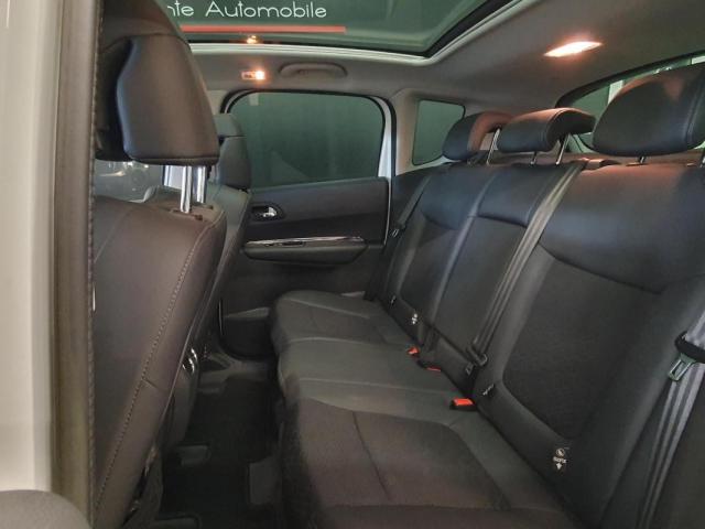 Peugeot 3008 Hybrid4 image 5